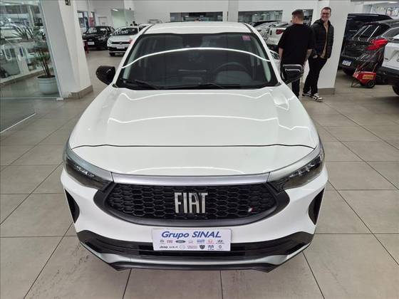 FIAT FASTBACK 1.0 TURBO 200 HYBRID AUDACE CVT FIAT FASTBACK 1.0 TURBO 200 HYBRID AUDACE CVT